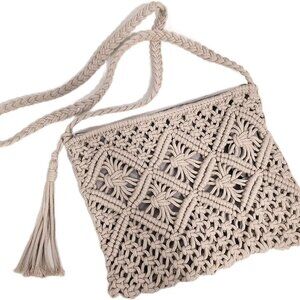Boho Crocheted Purses: Summer Beach Crossbody and Boho Shoulder Bags with Tassel